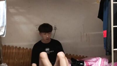 Gay Asian Cam Boy - Exploring Desires In The City