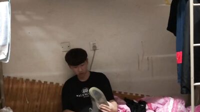 Gay Asian Cam Boy - Exploring Desires In The City