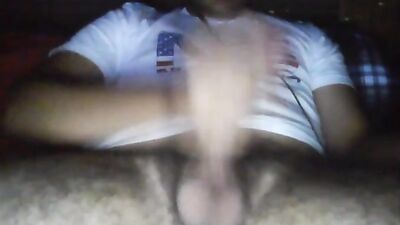 Solo Web-Cam Big Cocks: Bedtime Jackoff Fun!