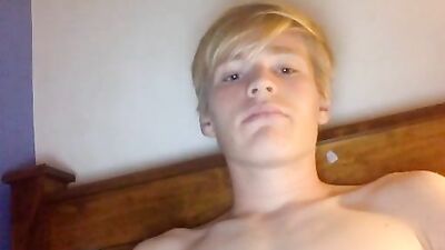 Gay Porn Bliss: Twinky Cam Show With The Cutest Blond Frat Boys