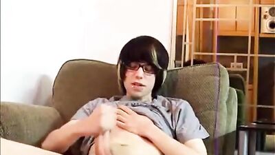 Emo Twink Porn Cums Gay Tube: Hardcore Anal Sex With Big Dicks!