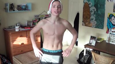 Gay Teen Workout Web-Cam: Hardcore Muscle Worship