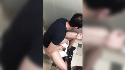 Gay Teen Spy Porn Exposed - Jerking Off and More!