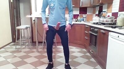 Young Gay Studs in Heat: Wanking and Pleasure in the Kitchen