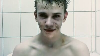 AA Vid S - Friends (short film 2001)