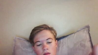 Gay Teen Porn Chico Guapo Guapo Guapo - 19 Años Rubio