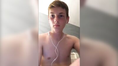 Cutie in Bed - Gay Twink Jerks and Cums in Porn Tube!