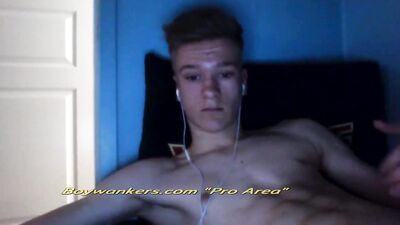 GayTube Webcam Teen Boys Porn: Steamy Sexual Escapades with Hot Guys!