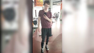 Gym Cock Worship: Big Amateur Dick Sucking and Cum Shots