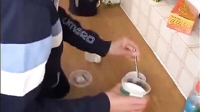 Twinks Gay Tube Sexting: Milk Tea Desires