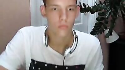 GayTubeSelfie: Balls & Cum Handjob! Uncut Porn Exposé