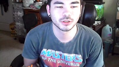 Gay Asian Cam Jock - Straight Guy Gets Cock-Hungry!