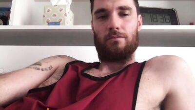 Gay Porn Cam Showdown: Straight Guy Confused by Gay Sexual Energy!