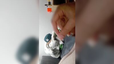 Jerking off Gay Porn - Bisexual Cum Shots Solo