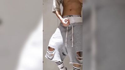 Gay Chav Handjobs: Steamy Private Shower Action!