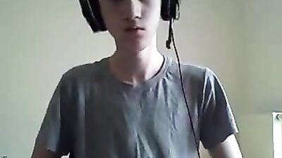 Gay Tube Amateurs - Webcam Boys Porn! Explore the wild side of young and eager boys in this hot webcam video!