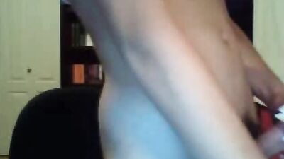 Cute Straight Boys Porn Shoots a Load