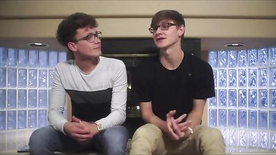 Glasses Nerds Barebacking: Big Cock Fun Oral Facials!