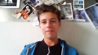 Gay Teen Self-Suck Delight - The Ultimate Gay Porn Experience