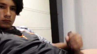 Black Maned Boys Porn - Wanks for the Cam: Amateur Handjob Gay Porn Adventures!