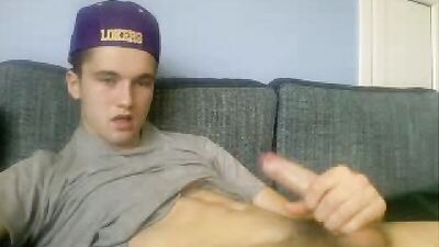 Straight Boys Porn Hottie Shoots Load on Stomach