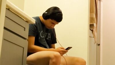 Morning cum on the toilet