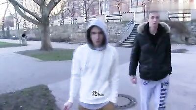 Gay Twink Pick-Up Sex: Bareback Action Ass Play Videos!