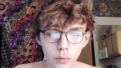 Gay Teen Cam Boy Jerking Off - Exploring New Heights!