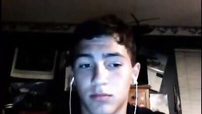 19 Year Old Twink Pose-Offs for Cam and Jacks-Off!