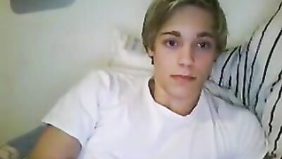 Blond Camshow: Hot Gay Porn Action with Explosive Results!