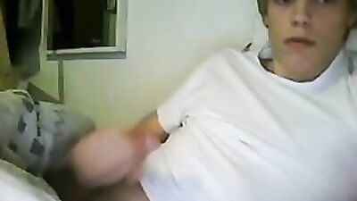 Blond Camshow: Hot Gay Porn Action with Explosive Results!