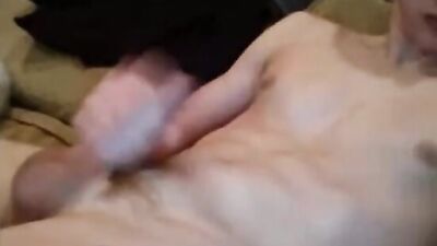 Gay Omegle Boys Porn: Selfies and Bedroom Antics!