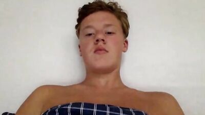 He wakes up horny: Twink BW Solo Web-Cam Adventures!