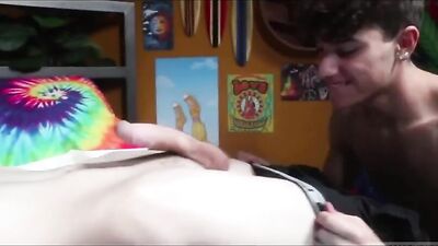 Bareback Blowjobs: Young Twinks Get Down and Dirty!