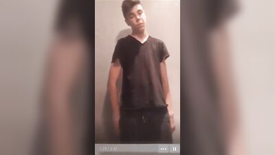 Gay Porn Cutie Shows Off His Big Stick!