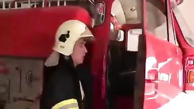 Bareback Twink Firecrackers: Burning Desires Unleashed!