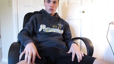 Jake Bakins Amateur Cum Shots Fetish: 5 Minutes Left for You?