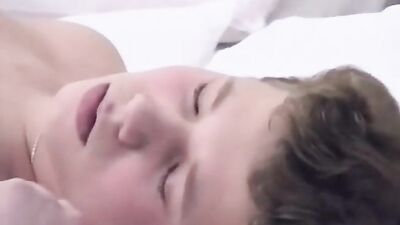 Young Buddies Raw Gay Porn: Cum Shots and Oral Delights