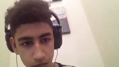 Gay Tube Webcam - Big Dicks and Latino Boys! Enjoy this hot solo show featuring an 18-year-old boy as he strokes his massive dick for your pleasure.