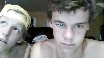Blond Twink Cum Show: Frat Boy Webcam Fun