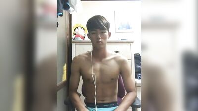 Asian Teenage Boy in Action on Gay Cam Porn Hub!