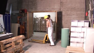 Anyone knows more about the top boy porn?