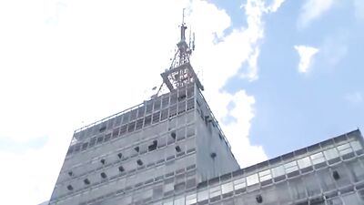 Latin Heat - Helyo and Lucas bareback in the streets!