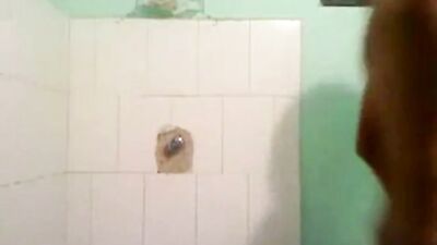 White Boy Shower Gay Porn: Steamy Amateur Fun!