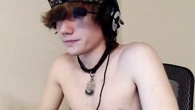 Huskyfox350 Web-Cam Show: Riscarrs Gay Tube Adventure