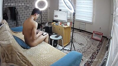 Seductive Public Scene - Big Muscle Boys in Action!