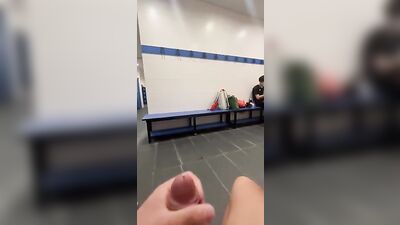 Risky Jerk-Off Amateur in Public Locker Room