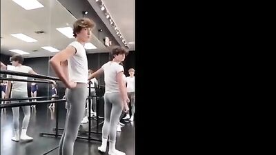 Ballet Boys in Heat: Cute Amateurs Meet in Gay Porn Practice