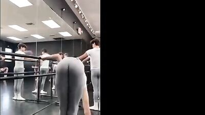 Ballet Boys in Heat: Cute Amateurs Meet in Gay Porn Practice