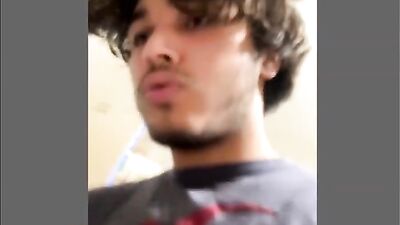 Omegle Hot Gay Twink Cumshot: Amateur Porn Exposure!